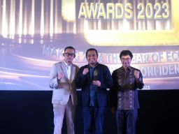 Best 50 Financial Institution Awards 2023,FIFGROUP Sabet Penghargaan Kontribusi Sosial   