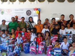 DCVI Beri Bantuan Sekolah PAUD di Nusa Tenggara Timur