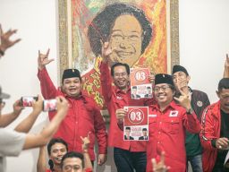 Euforia Meledak Saat Ganjar-Mahfud MD Dapat Nomor 3, PDIP Surabaya: Persatuan dan Kemenangan!
