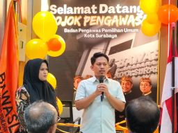 Tingkatkan Partisipasi Masyarakat, Bawaslu Surabaya Hadirkan Pojok Pengawasan