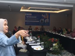 UHW Perbanas Siasati Majukan UMKM Surabaya Dengan Strategi Digital Marketing