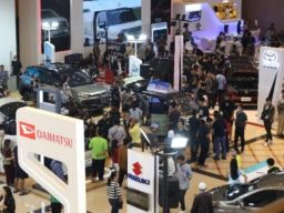 Antusiasme Puluhan Ribu Pengunjung di GIIAS Bandung 2023