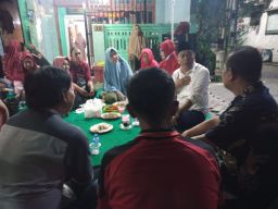 Kepada DPRD Warga Minta Petugas Gerobak Sampah Diberi Insentif Layaknya Ketua RT