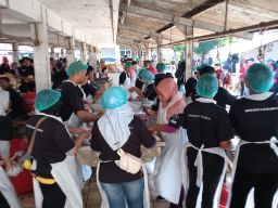 Sambut Nataru, RPH Surabaya Siapkan 5 Ton Daging Segar   