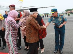 Kunjungan Kerja, Danlanal Semarang Sambut Kedatangan Wapres Ma'ruf Amin