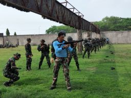 Siswa Dikmata Lattek Menembak, Dilatih Langsung Kopaska