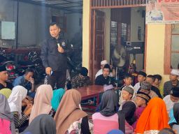 Sosialisasi Program Ganjar-Mahfud, Cak Ghoni Sambil Edukasi Pentingnya Konsumsi Telur