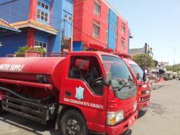 Meski Masuk Musim Hujan, DPKP Surabaya Imbau Warga Tetap Waspada Kebakaran