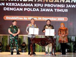 Gubernur Khofifah Buka Rapat Pimpinan KPU se Jatim