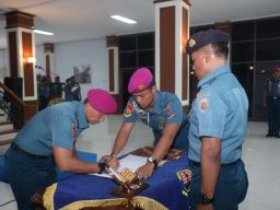 Lantamal V Teken Pakta Integritas Panitia Seleksi Calon Bintara dan Calon Tamtama