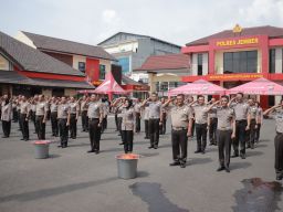 Puluhan Anggota dan ASN Polri Polres Jember Naik Pangkat, Ini Pesan Kapolres