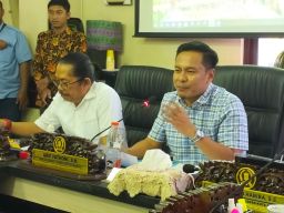 IKD Belum Terintegrasi Perangkat iOS Komisi A Desak Pemkot Koordinasi dengan Pusat