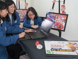 Borong 8 Juara di LO Kreatif 2023, Mahasiswa PCU Unjuk Ragam Karya Menarik