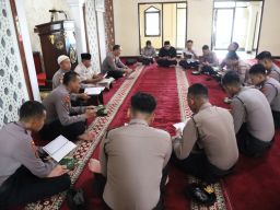 Doakan Pemilu 2024 Damai, Polres Bangkalan Gelar Khotmil Qur'an
