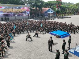 Usia Lattek Berganda Siswa Dikmata TNI AL Tutup Pendidikan