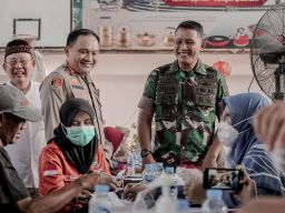 Peduli Masyarakat, Polrestabes Gelar Bulan Bakti TNI-Polri di Masjid Chengho Surabaya