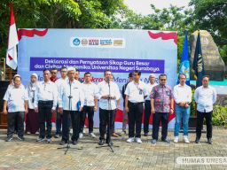 Guru Besar hingga Alumni UNESA Deklarasi "Mengawal Demokrasi Menjaga NKRI"