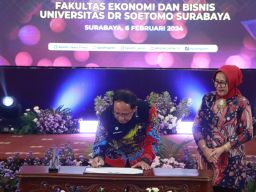 FEB Unitomo Teken Komitmen Kerjasama dengan BPSDM Jatim