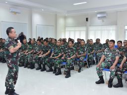 Perwira Pembimbing Siswa Kodiklatal Terima Pembekalan Krakter Gen Z