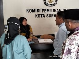 Datangi KPU Surabaya, AMI Minta Klarifikasi Dugaan Oknum Caleg Gunakan Ijazah SMP