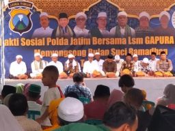 Gandeng LSM Gapura dan Ulama, Polda Jatim Gelar Istighosah dan Bakti Sosial di Pamekasan 