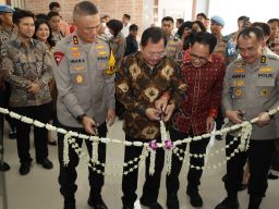 Klinik Immunoteraphy Nusantara By Terawan di RS Bhayangkara Surabaya Diresmikan