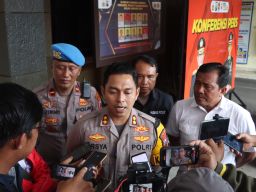 13 Kantong Plastik Berisi Sabu 251 gram Disita