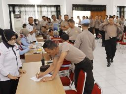 Vaksinasi Influenza bagi Personel Polri 