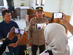 Polres Pelabuhan Tanjung Perak Sterilisasi Gereja