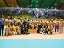 Popsivo Polwan Menang Lawan Jakarta PLN, Kapolda Jatim Ucapkan Selamat 