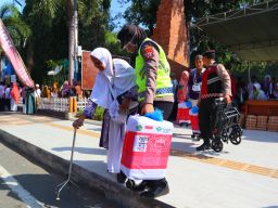 Terjunkan Ratusan Personel Bantu Pemberangkatan Calan Jamaah Haji 
