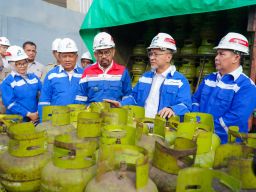 Kemendag dan Pertamina Patra Niaga Komitmen Awasi Pengisian LPG di SPBE