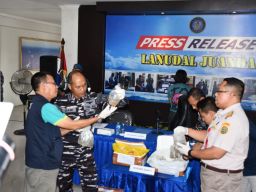 Lanudal Juanda Gagalkan Penyelundupan Delapan Box Terumbu Karang ke Malaysia