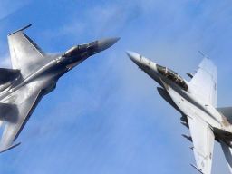 Perbandingan Antara Pesawat Tempur F/A-18 dan Su-35, Mana yang Lebih Unggul?