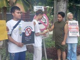 Hari Tanpa Tembakau Sedunia, FKM Unair dan Pemkot Kampanye Anti Rokok