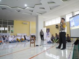 Police Goes to School di SMA Muhammadiyah 1 Gresik, Tanamkan Kesadaran Tertib Lalu Lintas Sejak Dini