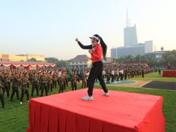 Panggung Prajurit Pupuk Sinergitas dan Soliditas TNI-Polri