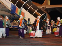 Kloter Pertama Debarkasi Surabaya Tiba di Bandara Juanda