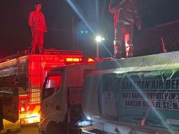 Sijago Merah Melalap Sebuah Rumah Pada Malam Hari di Pemalang 