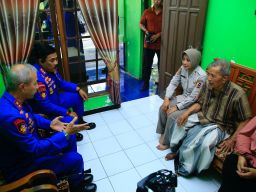 Kado Alumni Akpol 91 Bhara Daksa dalam Rangka 33 Tahun Pengabdian ke Pengasuh saat Taruna