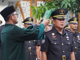 Lantik 98 Pejabat Baru, Kakanwil Kemenkumham Jateng Berharap Organisasi Semakin Adaptif dan Akomodatif