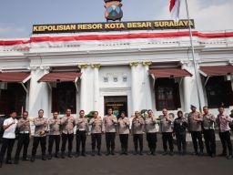 Polda Aceh dan Polda Papua Studi Banding Pelayanan Publik di Polrestabes Surabaya