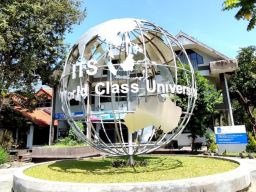 Lewat Karya Catra Warna Maba, ITS Sukses Catatkan Rekor MURI