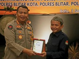 Sinergi dengan Media Wujudkan Pilkada Damai, Bidhumas Polda Jatim Gelar Sarasehan