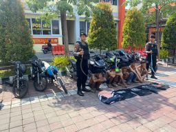 Gerombolan Pemuda Bawa Sajam Diduga Akan Tawuran Diringkus Polisi