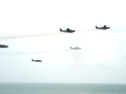 Unsur Pesud Puspenerbal Sukses Meriahkan HUT Ke-79 TNI AL