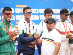 PON XXI, Denri Maulidzar Borong Tiga Emas Cabor Dayung Rowing