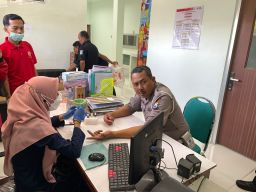 Donor Darah Songsong Hari Lalu Lintas Bhayangkara ke-69