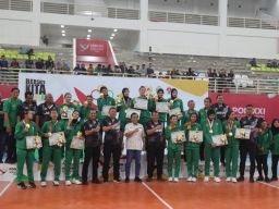 Tekuk Jabar, Tim Voli Putri Jatim Rebut Medali Emas