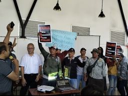 Petani Tambak dan Nelayan Kompak Tolak PSN Surabaya Waterfront Land